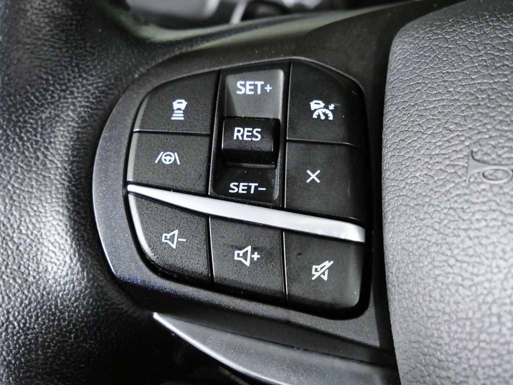 Thumbnail: 2020 Ford Explorer - 43