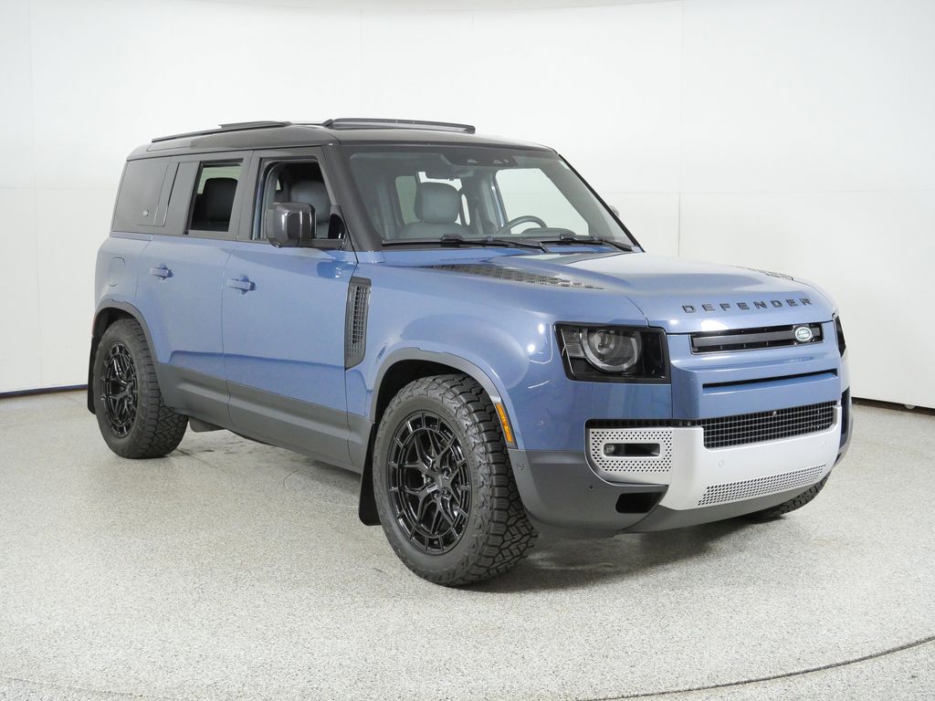 Thumbnail: 2024 Land Rover Defender - 7