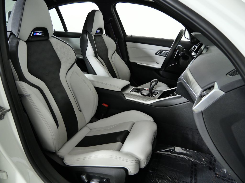 Thumbnail: 2022 BMW M3 - 22