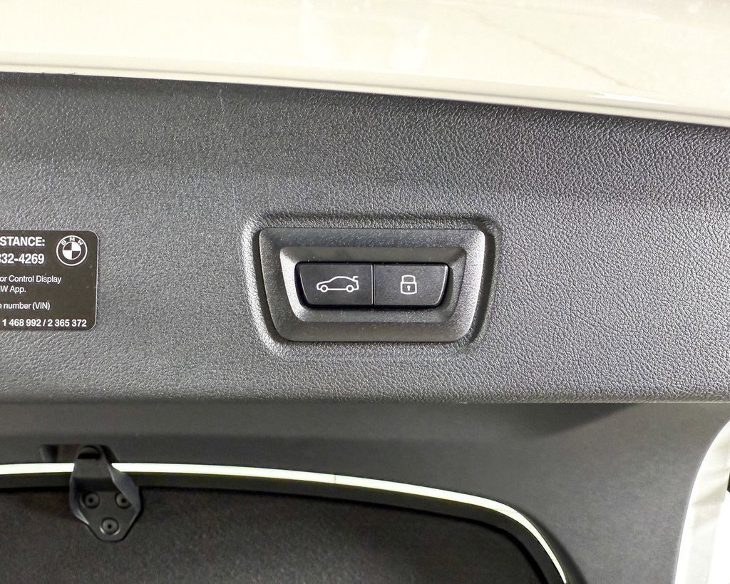 Thumbnail: 2025 BMW 4 Series - 19