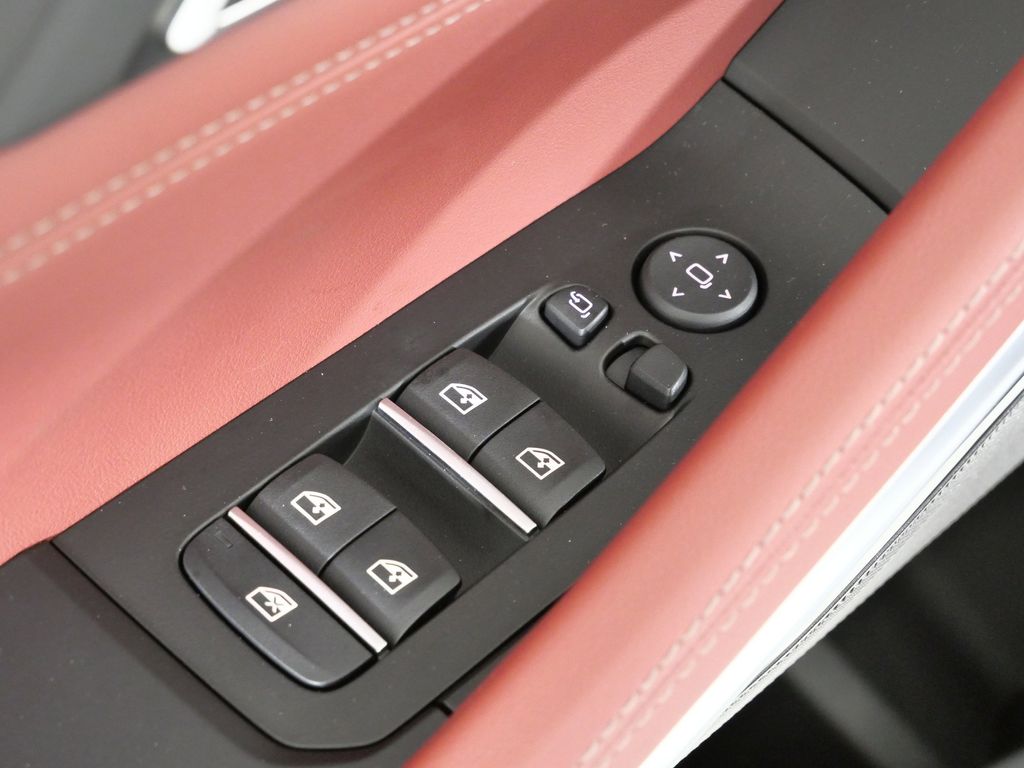 Thumbnail: 2026 BMW X6 - 36