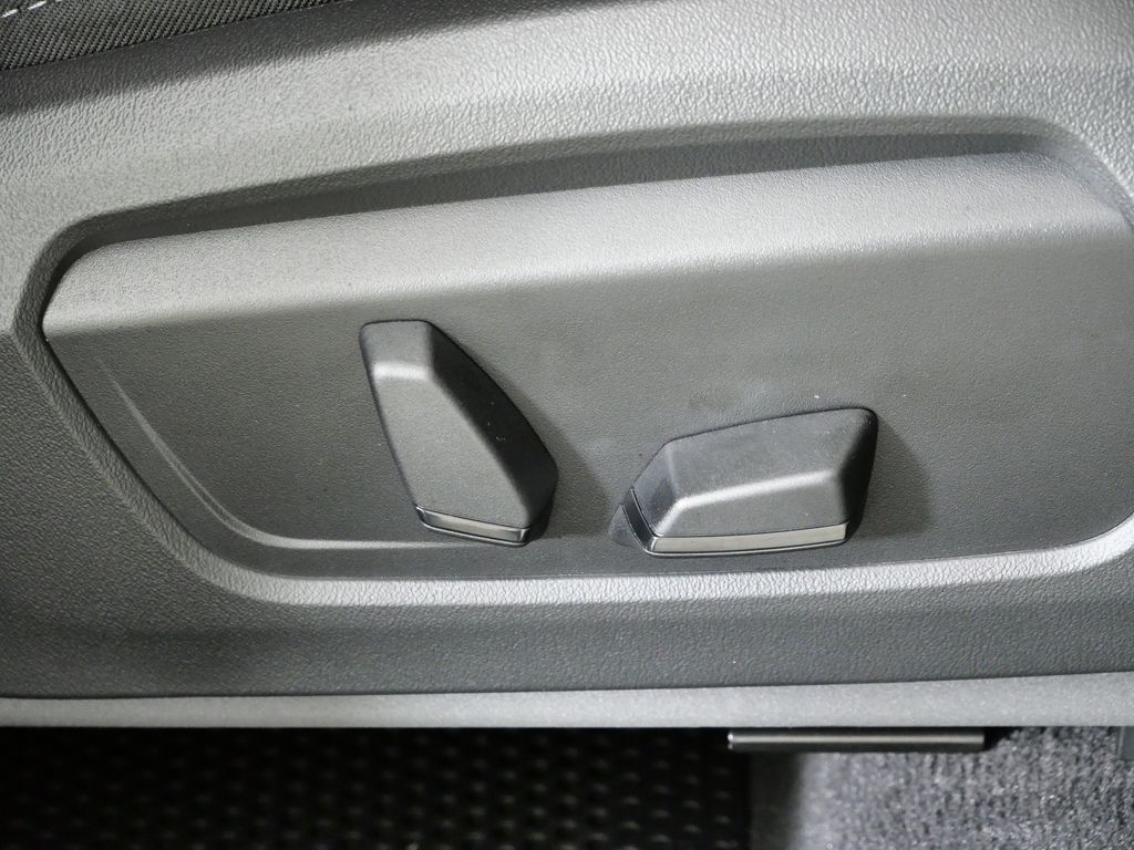 Thumbnail: 2025 MINI Cooper Countryman - 23