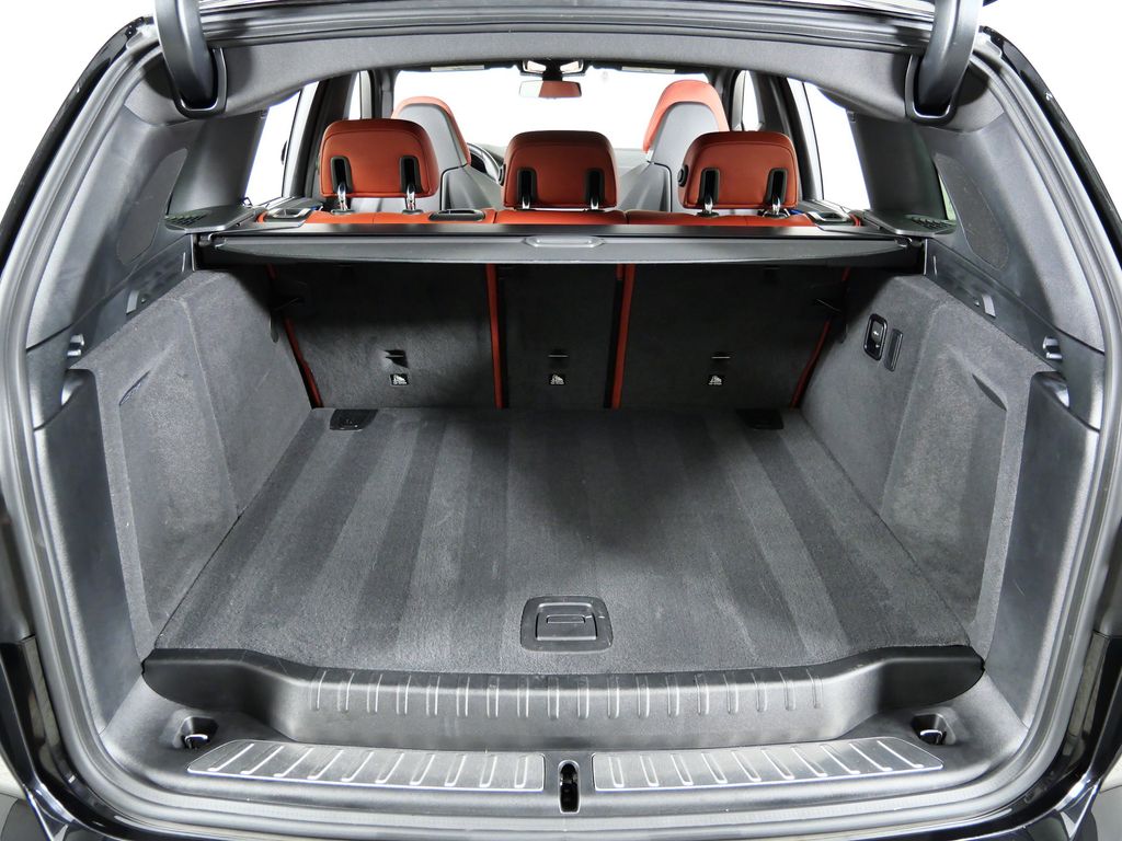 Thumbnail: 2023 BMW X3 - 28