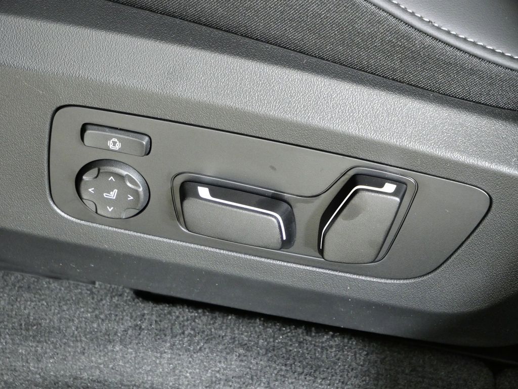 Thumbnail: 2026 BMW X3 - 38