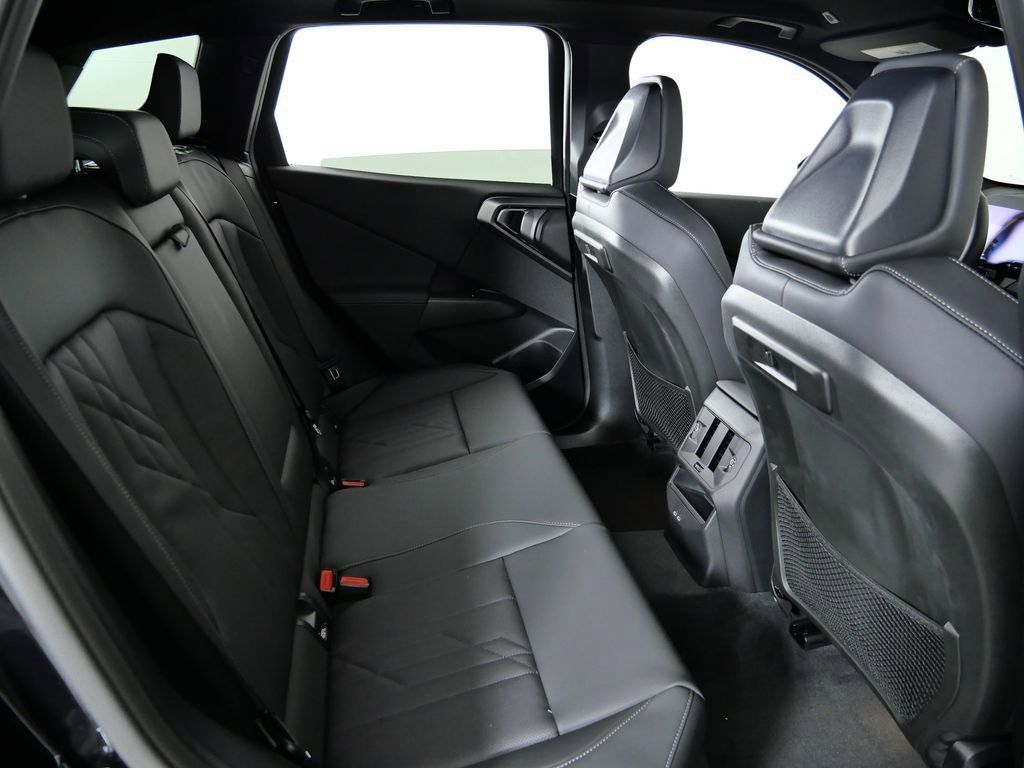 Thumbnail: 2026 BMW X3 - 25