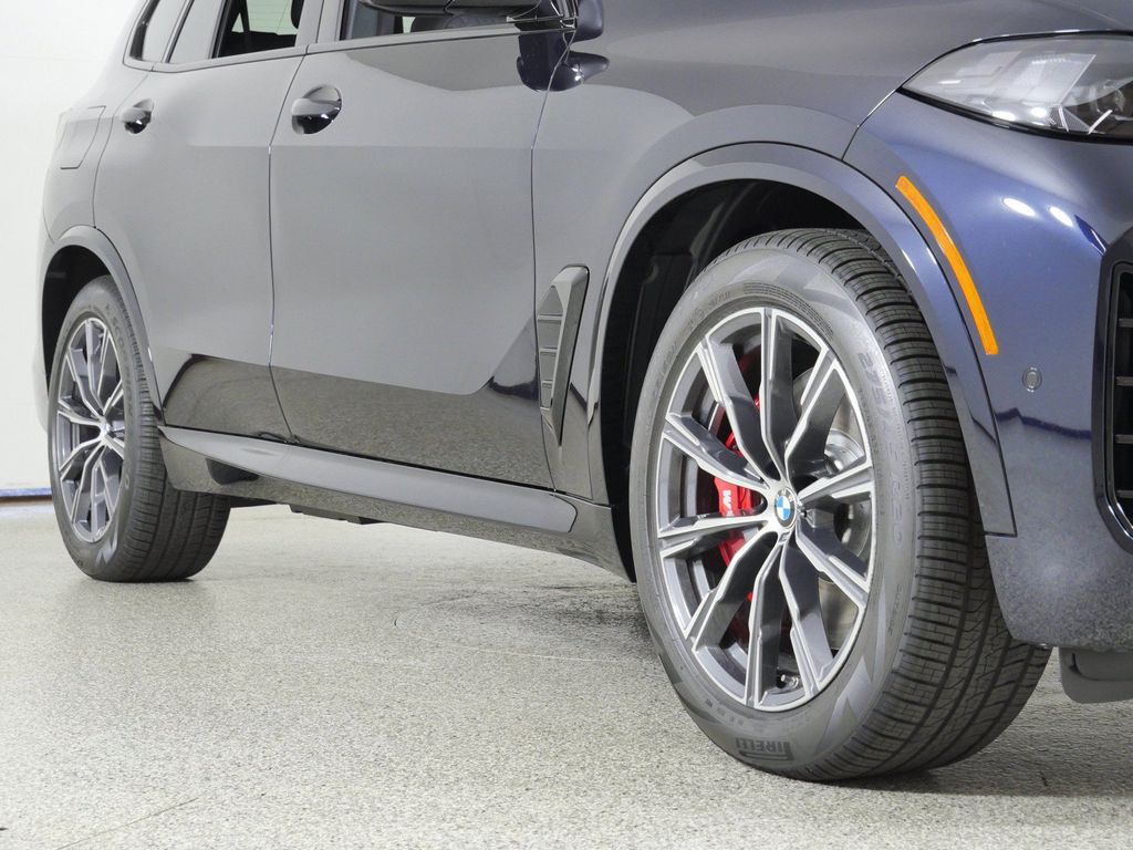 Thumbnail: 2026 BMW X5 - 6