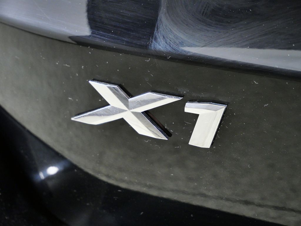 Thumbnail: 2026 BMW X1 - 13