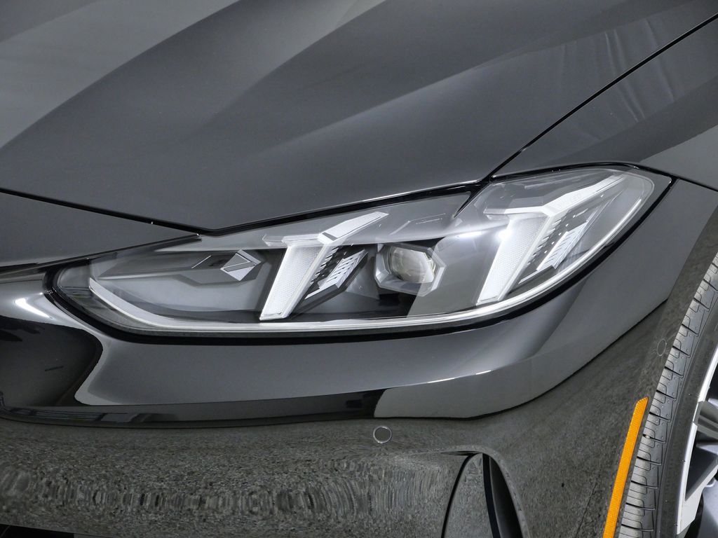 Thumbnail: 2025 BMW 4 Series - 3