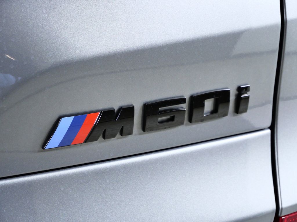 Thumbnail: 2026 BMW X5 - 12