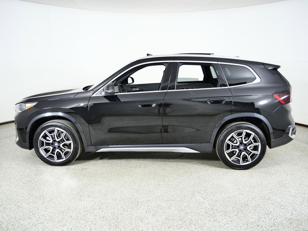 Thumbnail: 2026 BMW X1 - 15