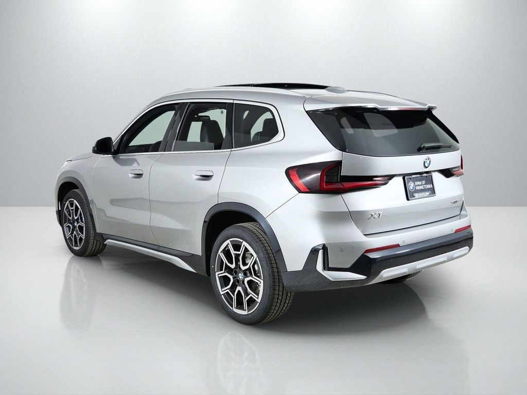 Thumbnail: 2026 BMW X1 - 14