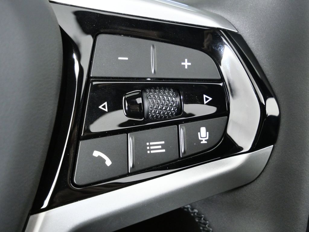 Thumbnail: 2025 BMW 4 Series - 38