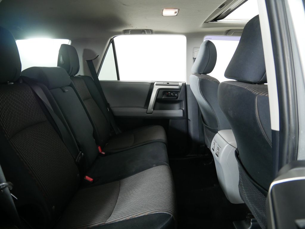 Thumbnail: 2012 Toyota 4Runner - 22