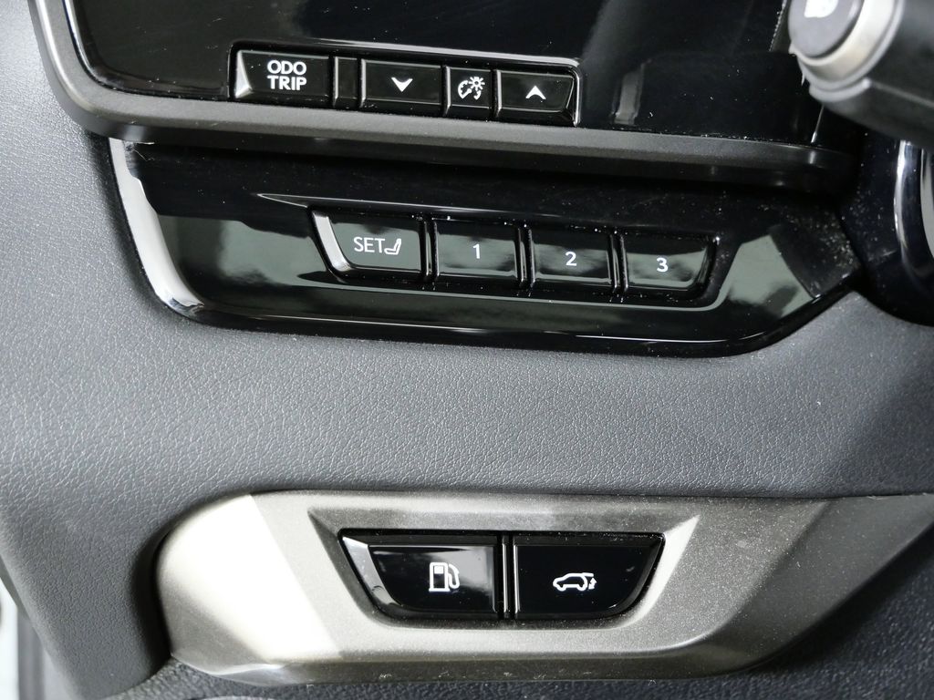 Thumbnail: 2023 Lexus RX - 39