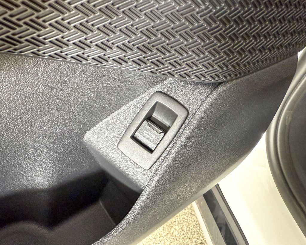 Thumbnail: 2025 BMW X1 - 35