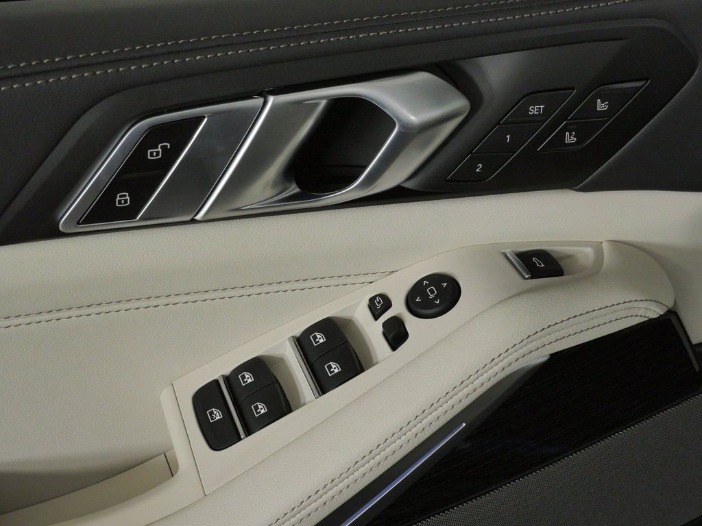 Thumbnail: 2026 BMW X5 - 37
