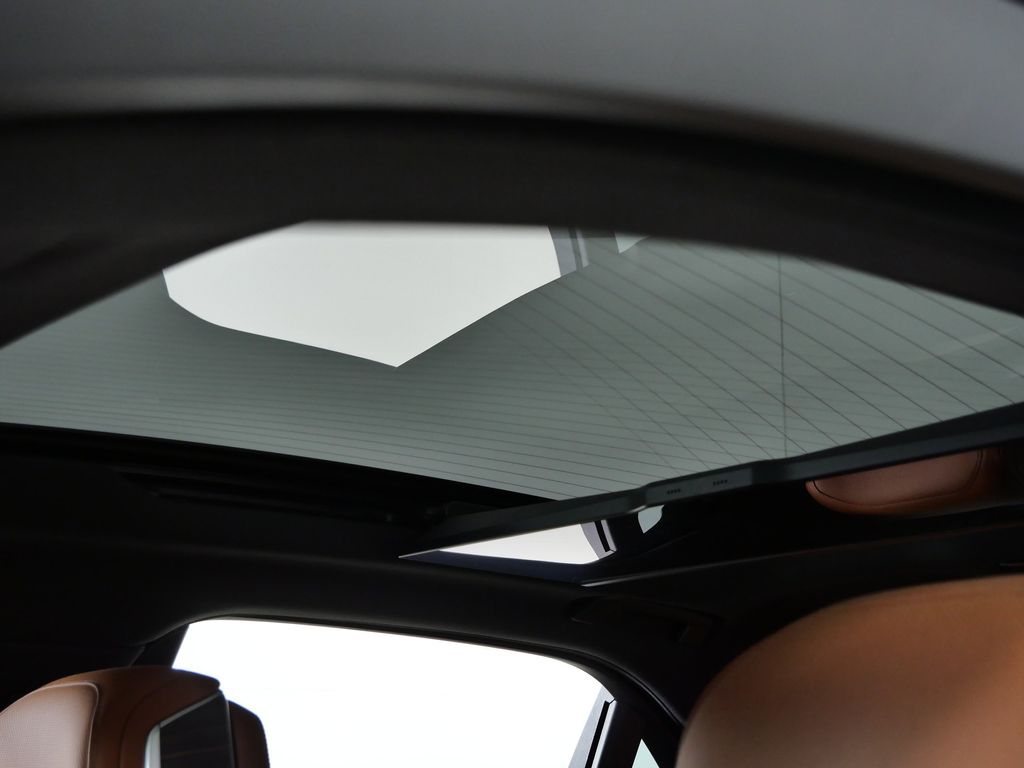 Thumbnail: 2023 BMW 7 Series - 23