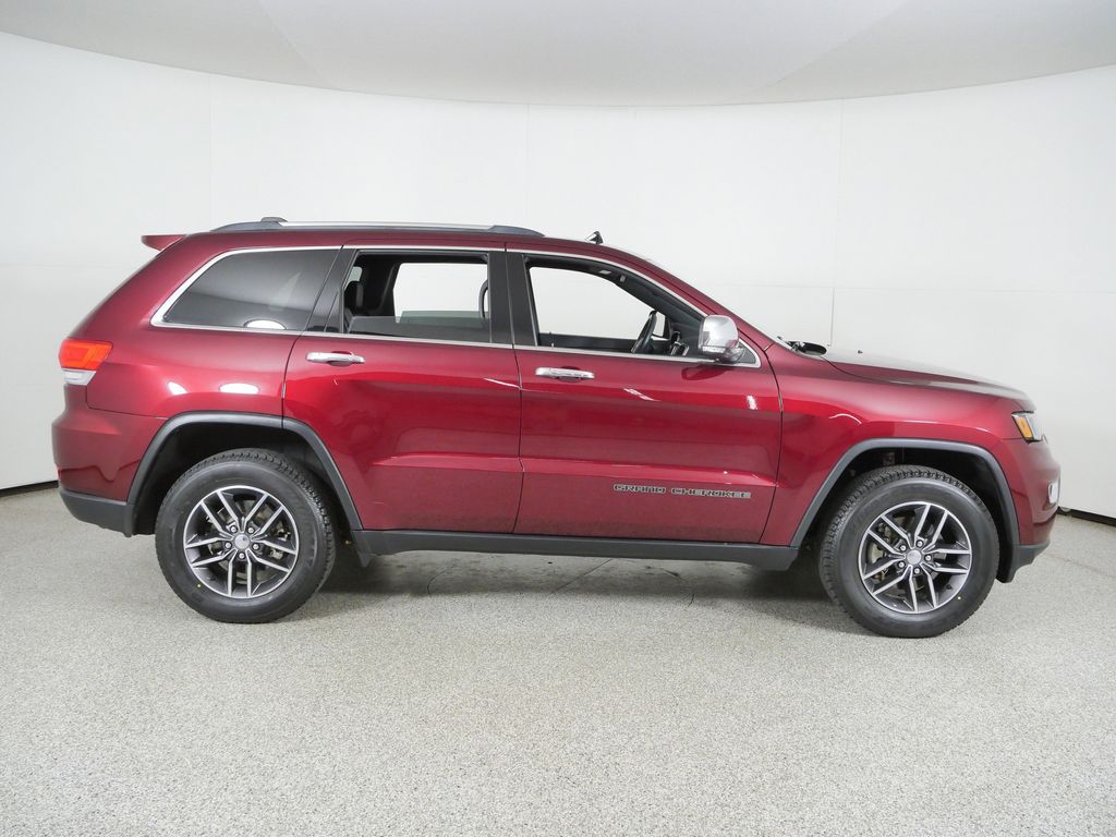 Thumbnail: 2018 Jeep Grand Cherokee - 8