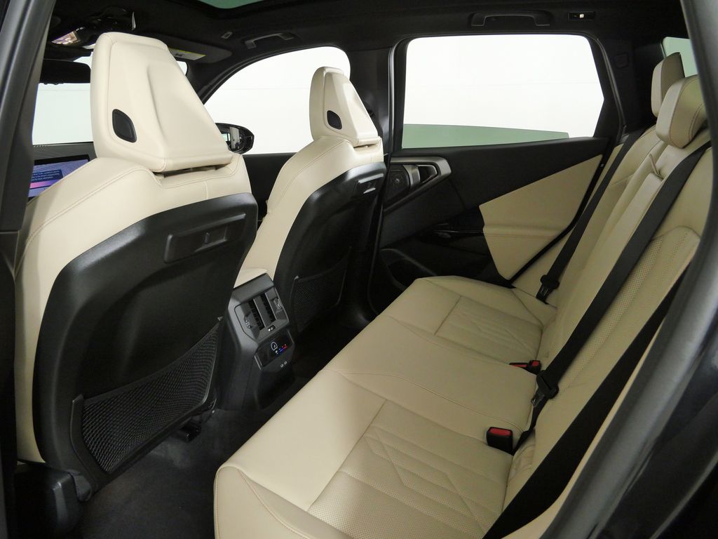 Thumbnail: 2026 BMW X3 - 31