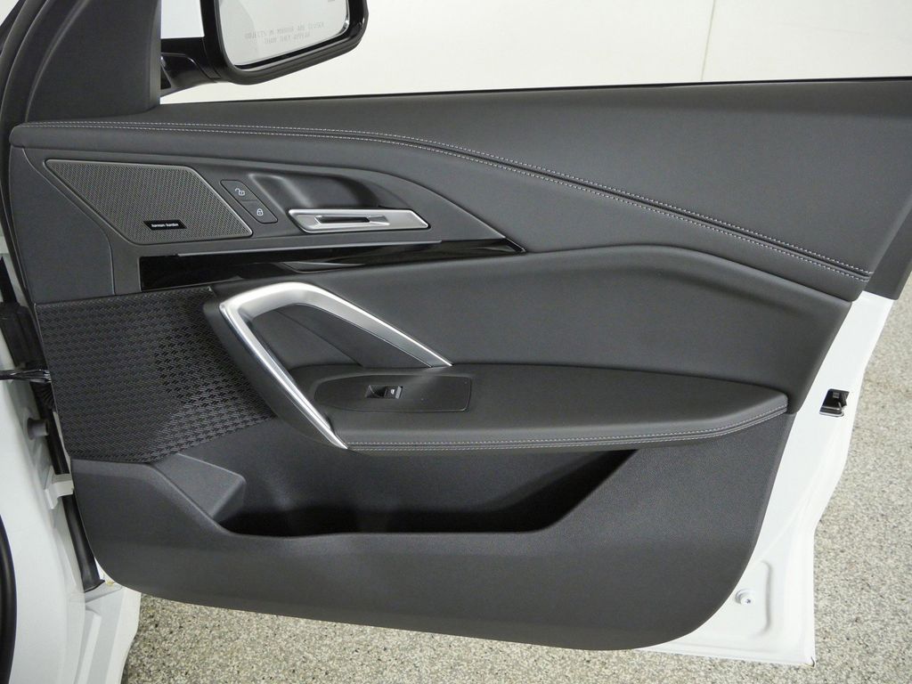 Thumbnail: 2026 BMW X1 - 19