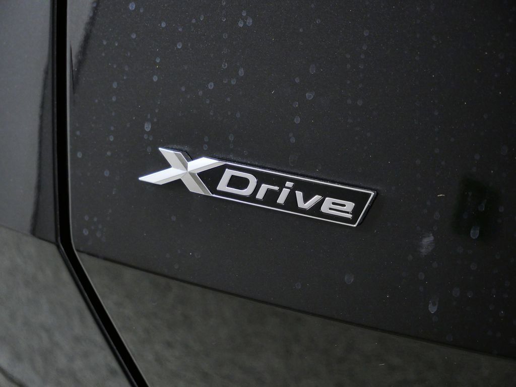 Thumbnail: 2026 BMW X3 - 15