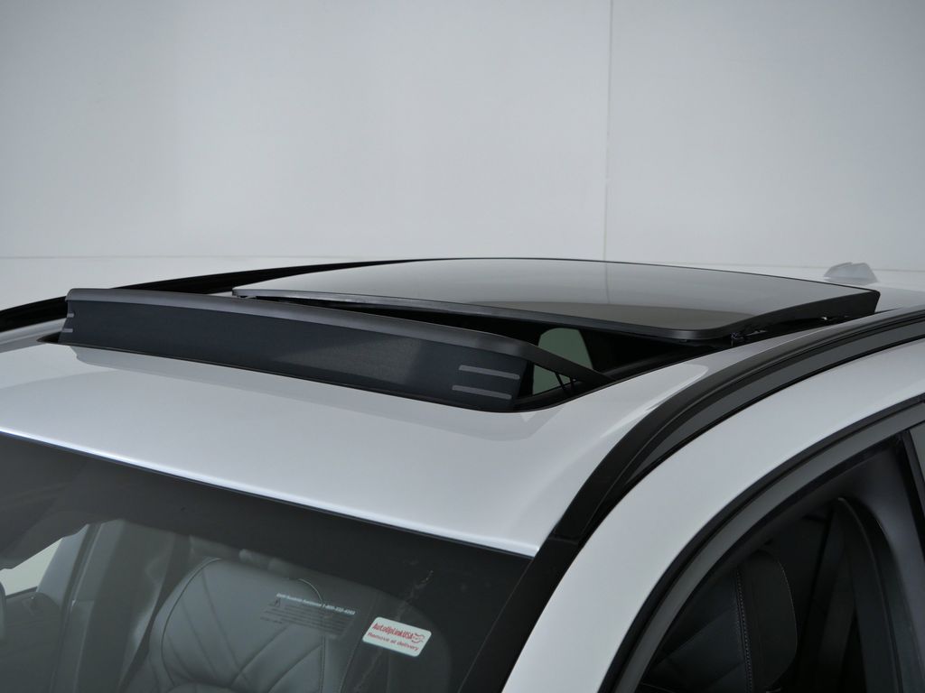 Thumbnail: 2026 BMW X5 - 18