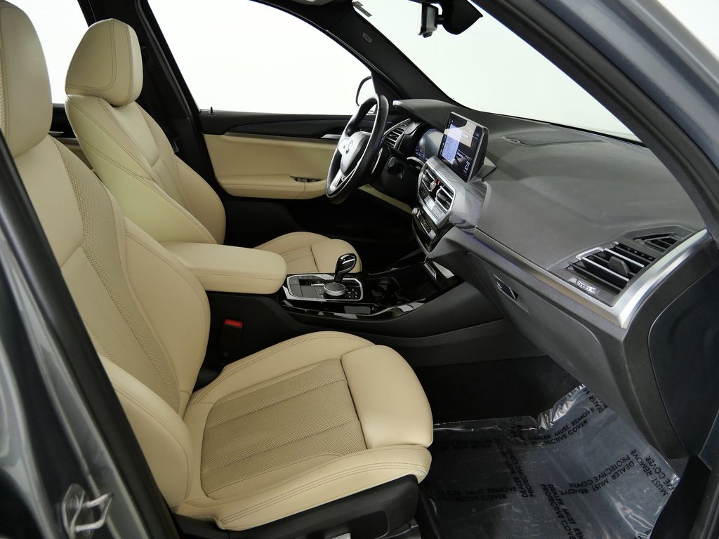 Thumbnail: 2023 BMW X3 - 21