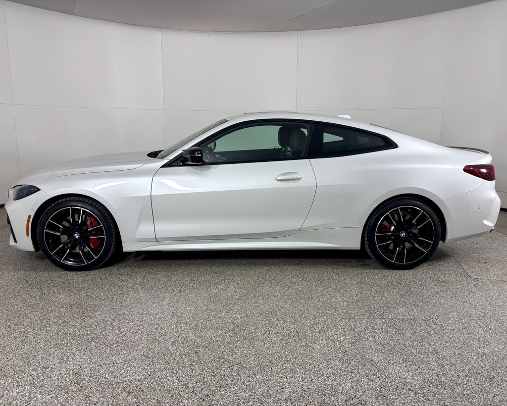 Thumbnail: 2025 BMW 4 Series - 6