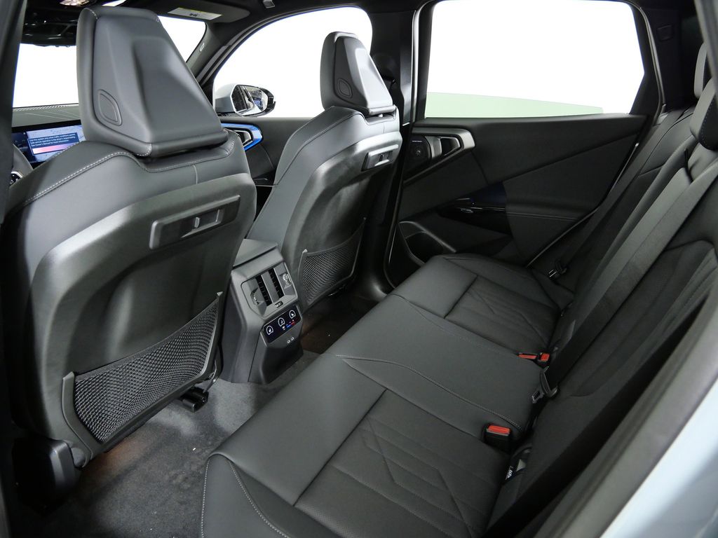 Thumbnail: 2026 BMW X3 - 31