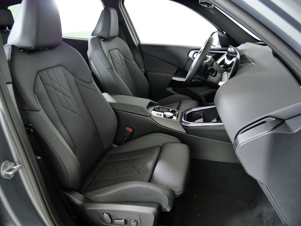 Thumbnail: 2026 BMW X3 - 24