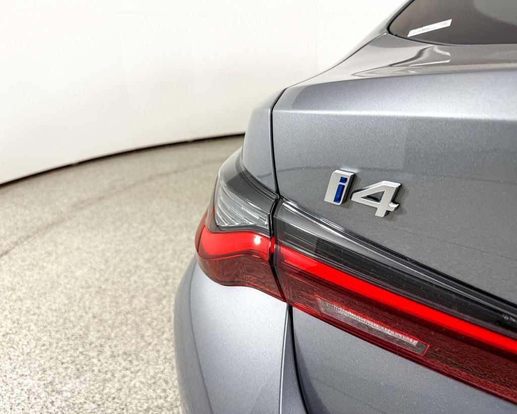 Thumbnail: 2025 BMW i4 - 16