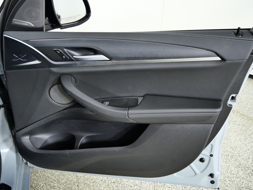 Thumbnail: 2023 BMW X3 - 23