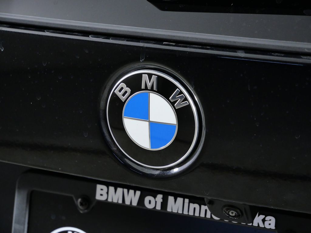 Thumbnail: 2026 BMW X1 - 11