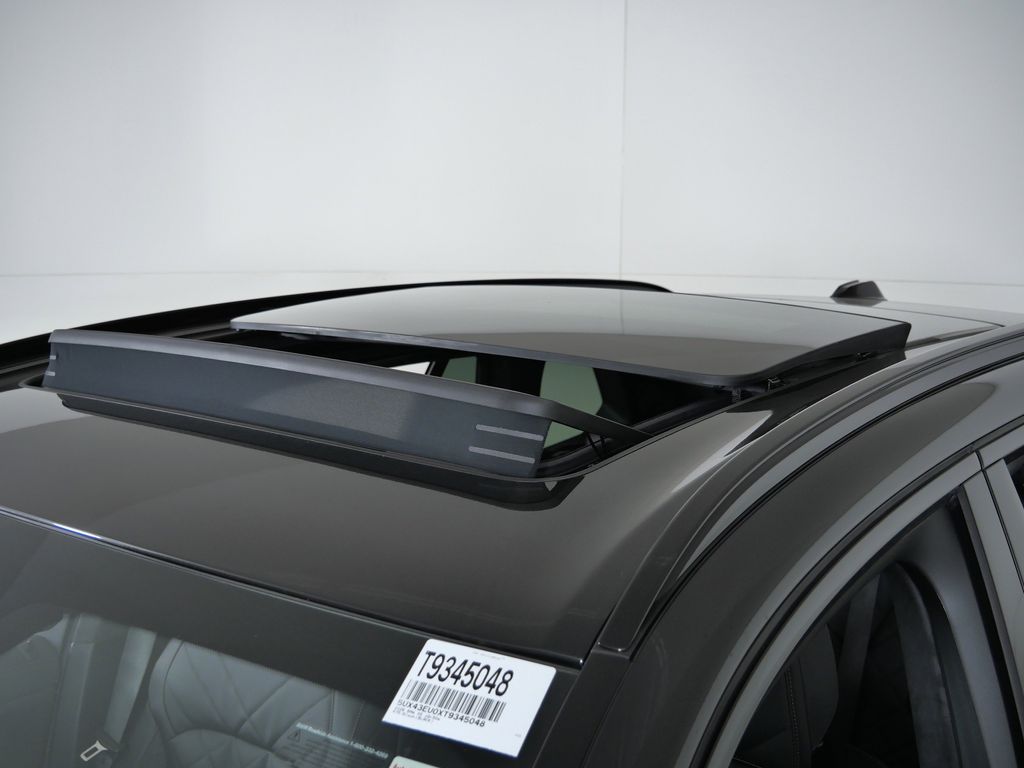 Thumbnail: 2026 BMW X5 - 18