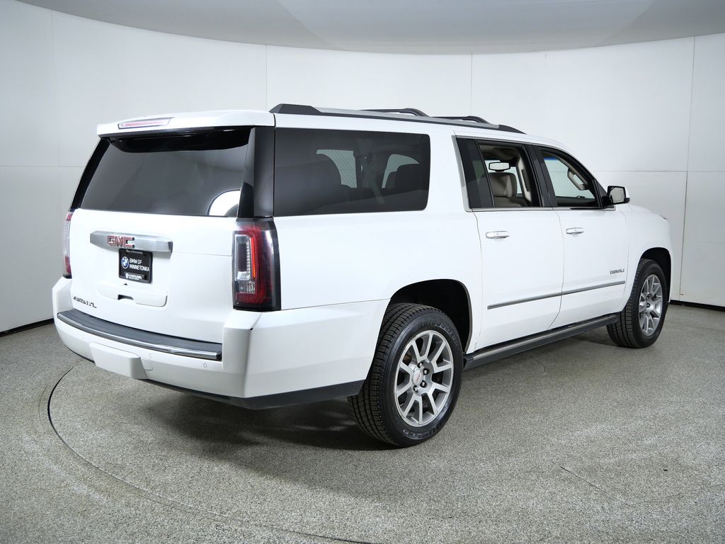 Thumbnail: 2018 GMC Yukon XL - 10