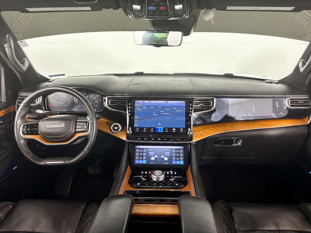 Thumbnail: 2022 Jeep Grand Wagoneer - 9