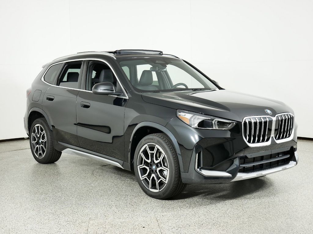 Thumbnail: 2025 BMW X1 - 2