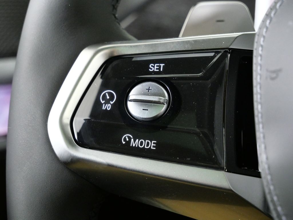 Thumbnail: 2026 BMW 7 Series - 40