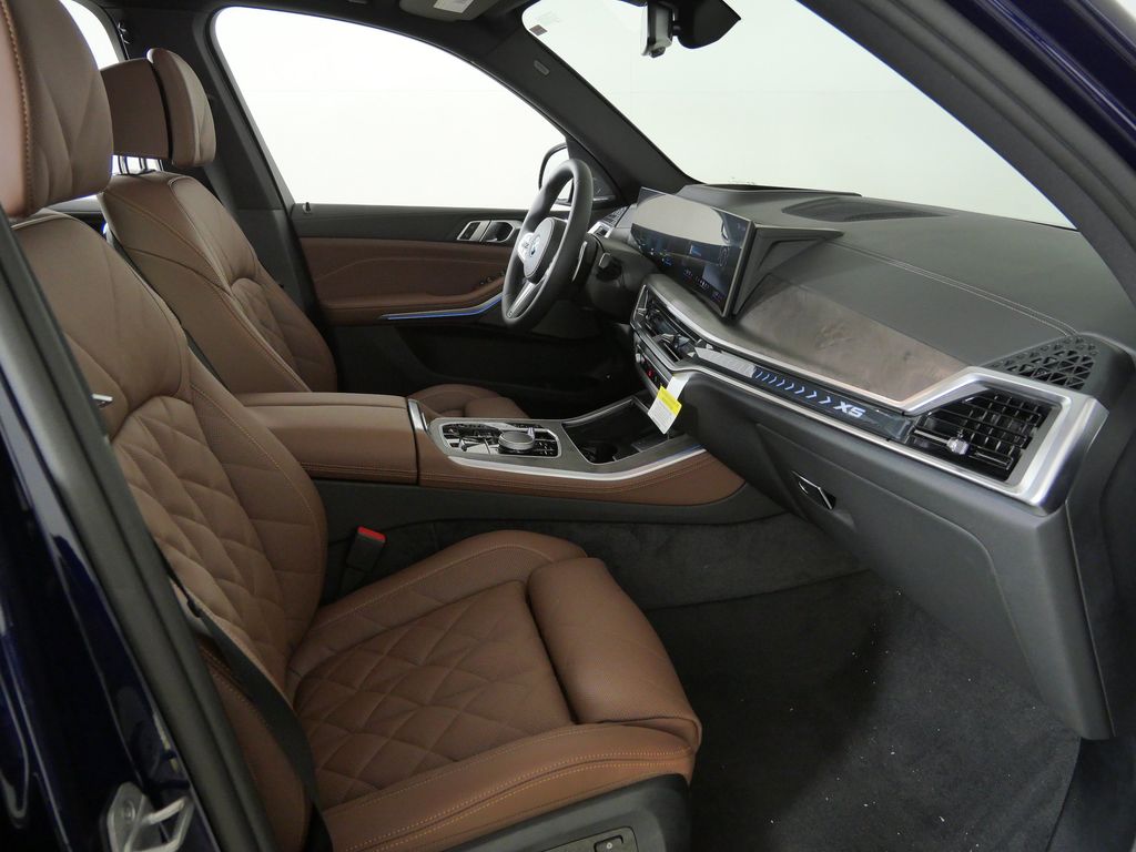 Thumbnail: 2026 BMW X5 - 20