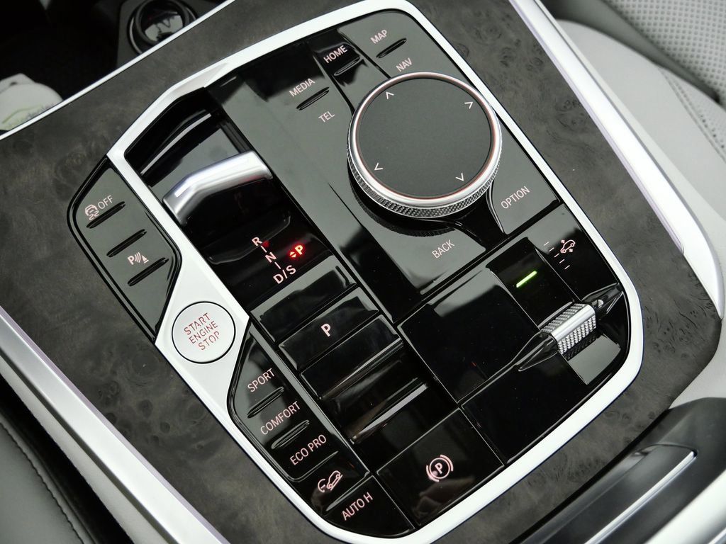 Thumbnail: 2026 BMW X5 - 50