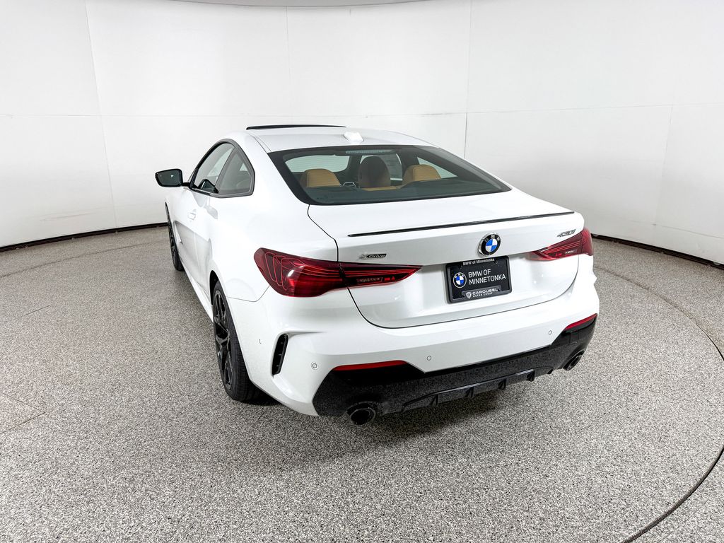 Thumbnail: 2026 BMW 4 Series - 11