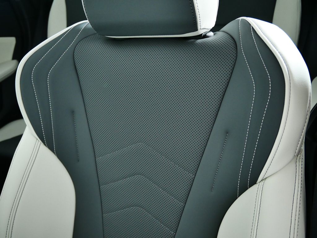 Thumbnail: 2026 BMW X1 - 30