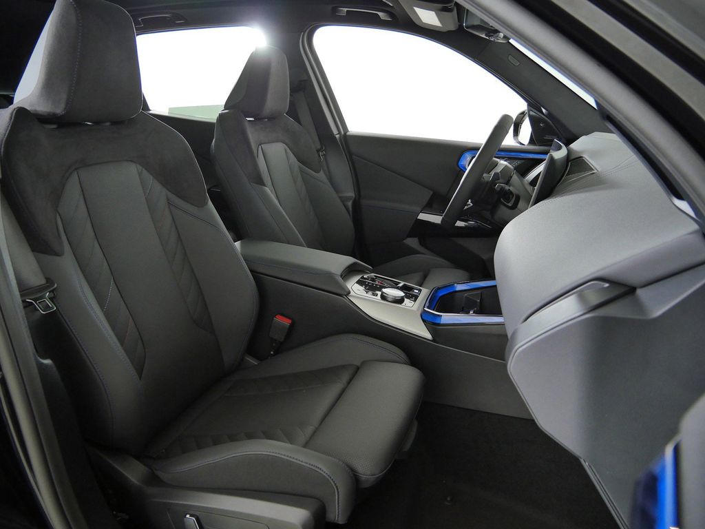 Thumbnail: 2026 BMW X3 - 22