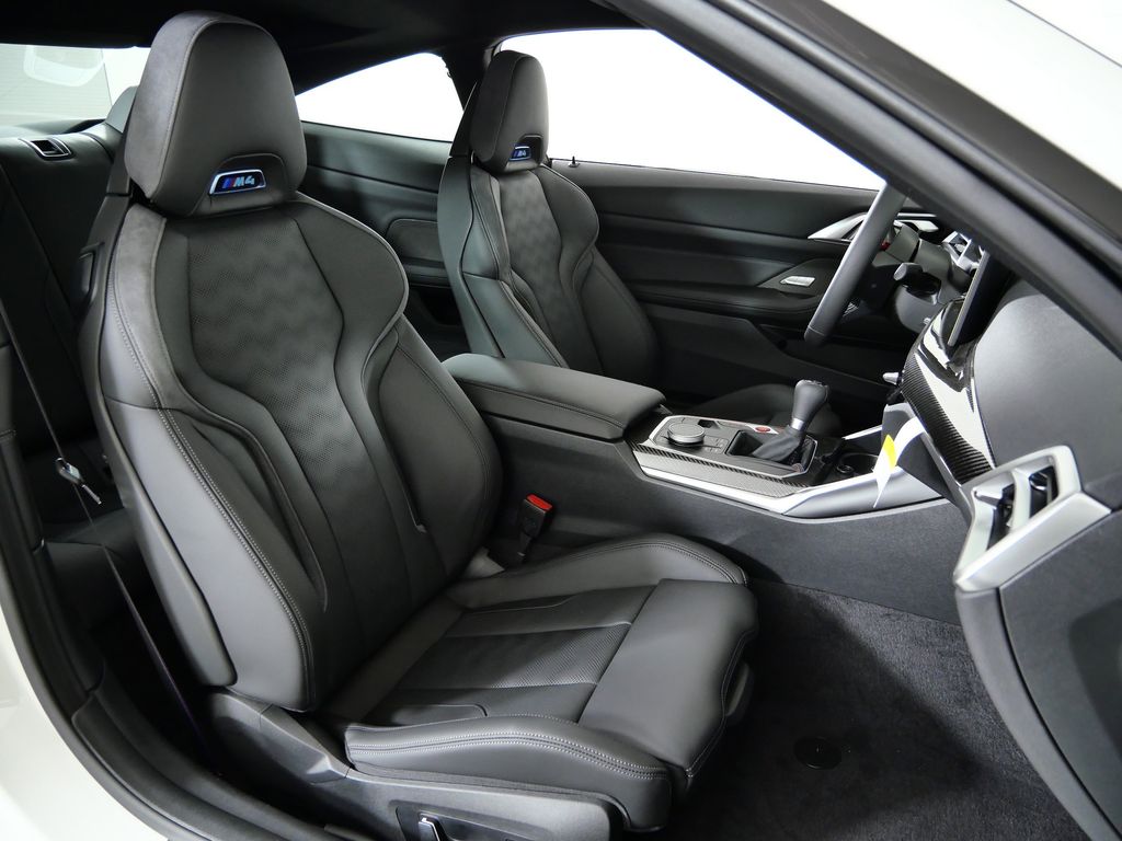 Thumbnail: 2026 BMW M4 - 20