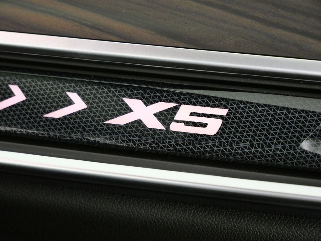 Thumbnail: 2026 BMW X5 - 24