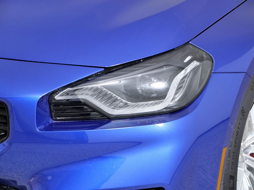 Thumbnail: 2026 BMW M2 - 3