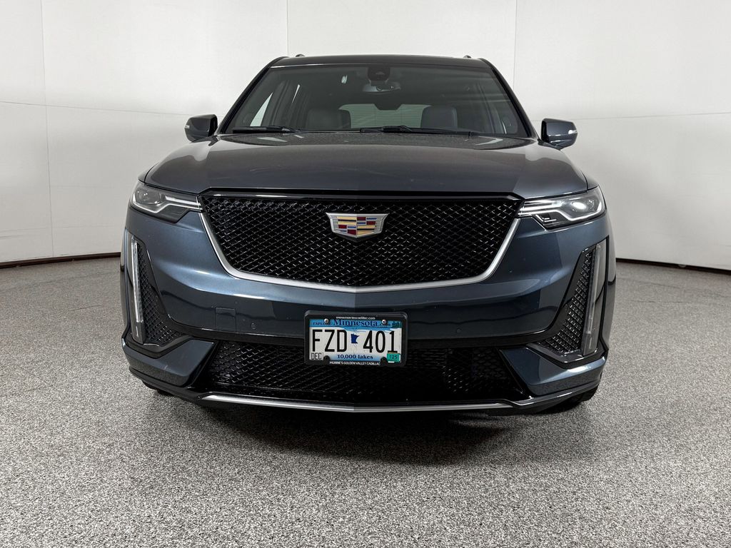 Thumbnail: 2020 Cadillac XT6 - 3