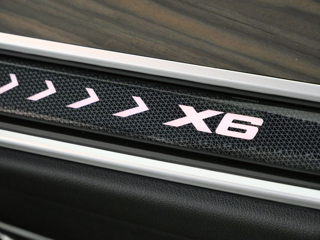 Thumbnail: 2026 BMW X6 - 24