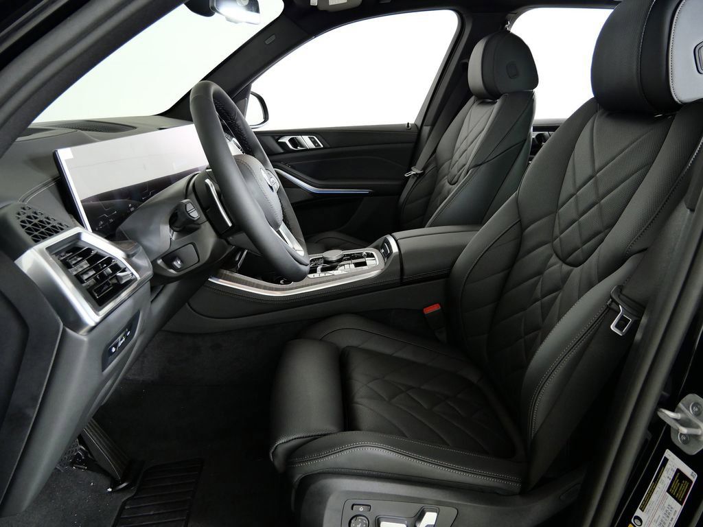 Thumbnail: 2026 BMW X5 - 38