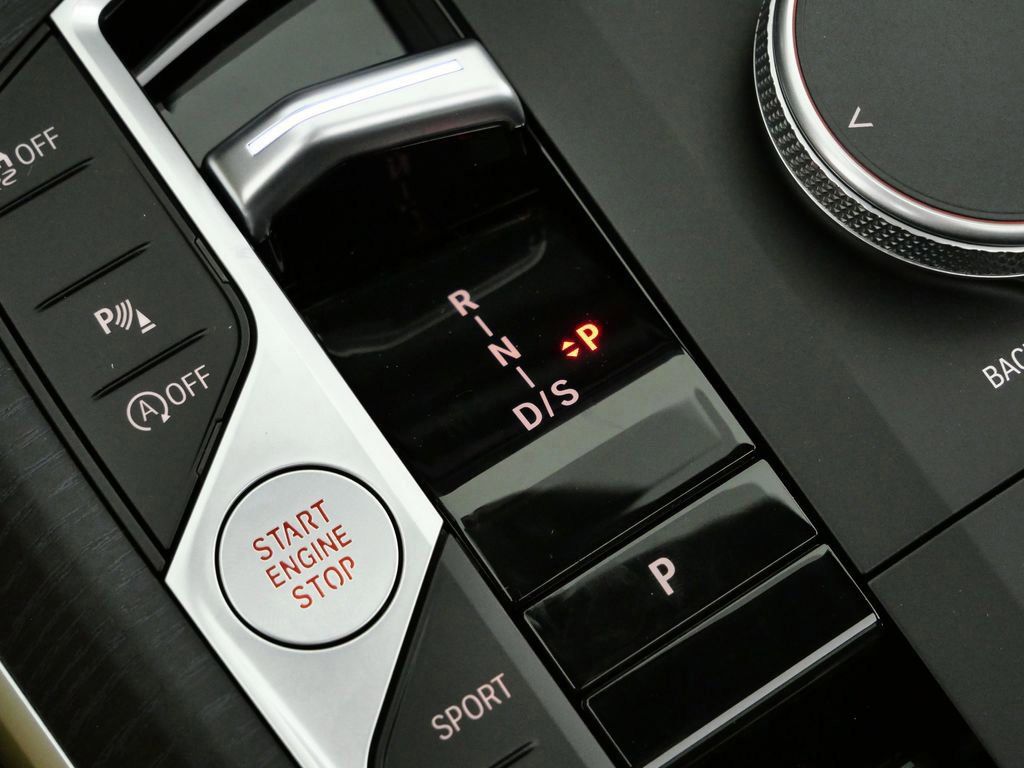 Thumbnail: 2026 BMW 3 Series - 47
